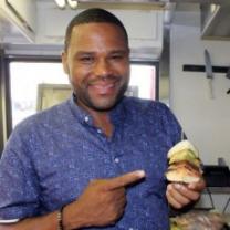 Carnival_cravings_with_anthony_anderson_241x208