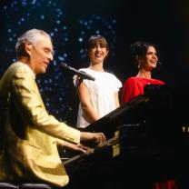 Christmas_with_andrea_bocelli_and_friends_241x208