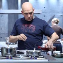 Cook_like_an_iron_chef_241x208
