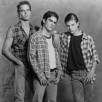 Outsiders_1990_241x208